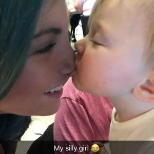 Meet your Posher, Lauren